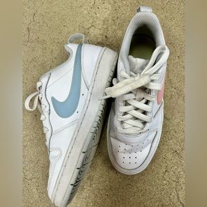 Nike Court Borough Low 2 GS Arctic Punch